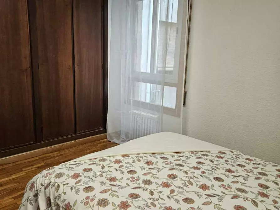 Immagine 2 di Camera in affitto  in Plaza de Miguel Salamero a Zaragoza