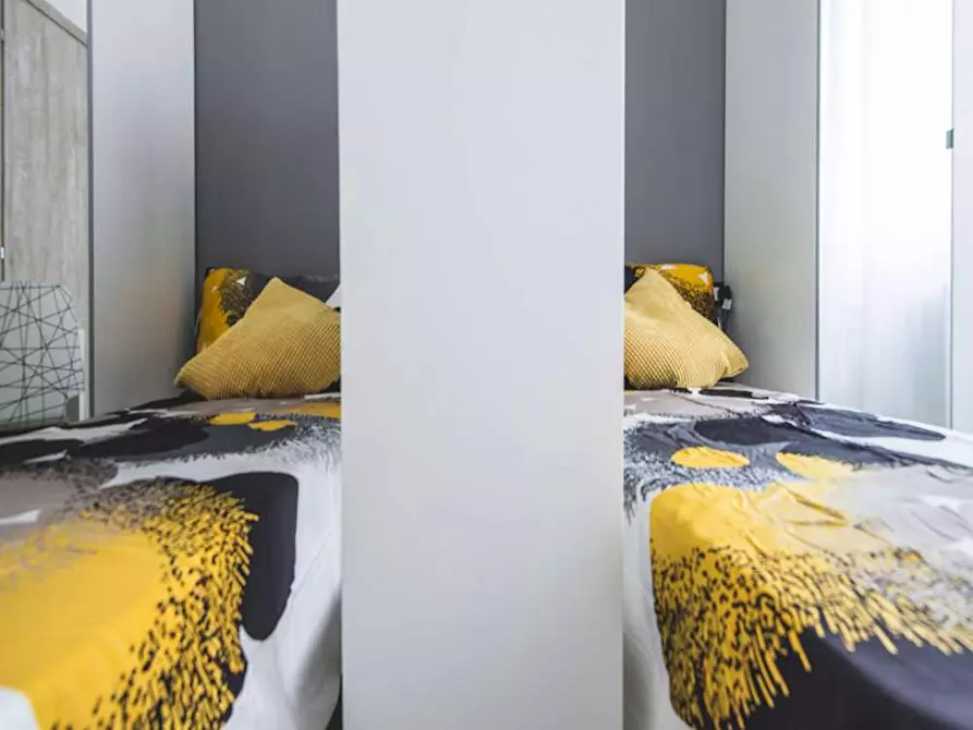 Immagine 3 di Camera in affitto  in Via Paolo Bassi a Milano