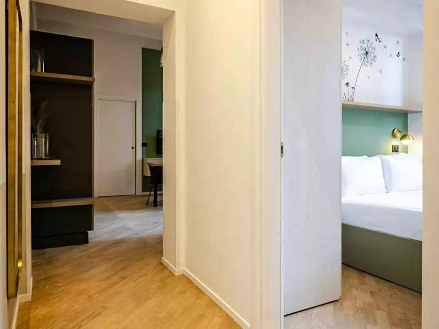 Immagine 2 di Appartamento in affitto  in Via dell'Indipendenza a Bologna