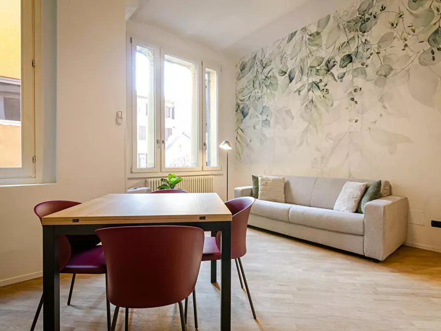 Immagine 10 di Appartamento in affitto  in Via dell'Indipendenza a Bologna