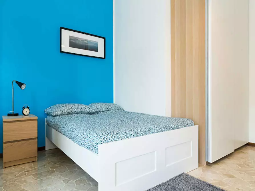 Immagine 2 di Camera in affitto  in Via Ginestre a Buccinasco