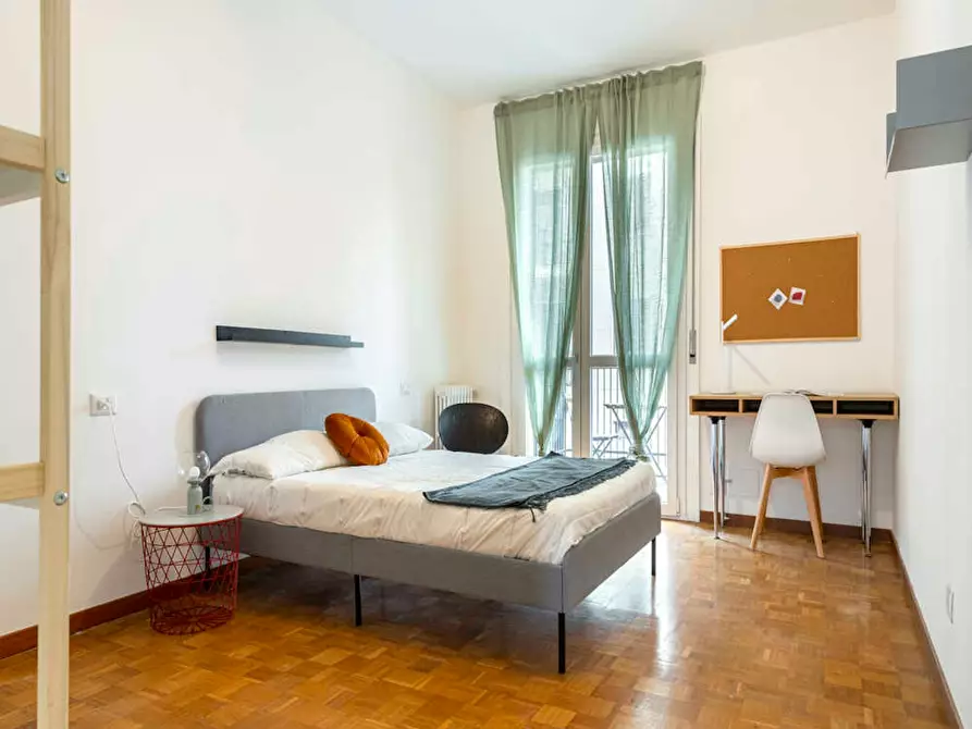 Immagine 3 di Camera in affitto  in Via Francesco Reina a Milano