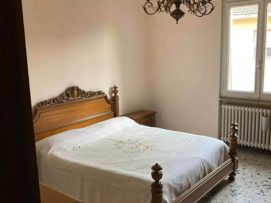 Camera in affitto in Viale Dante Alighieri a Piacenza