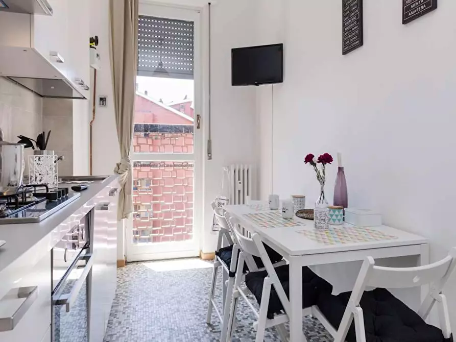 Immagine 10 di Camera in affitto  in Via dei Mandorli a Buccinasco