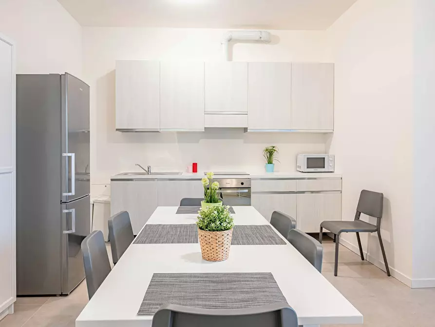 Immagine 9 di Camera in affitto  in Viale Monza a Milano