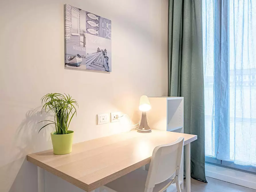 Immagine 6 di Camera in affitto  in Viale Monza a Milano