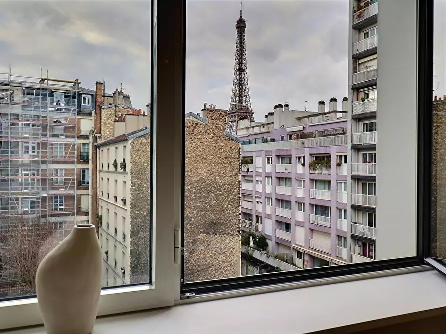 Immagine 2 di Appartamento in affitto  in Passage du Guesclin a Paris