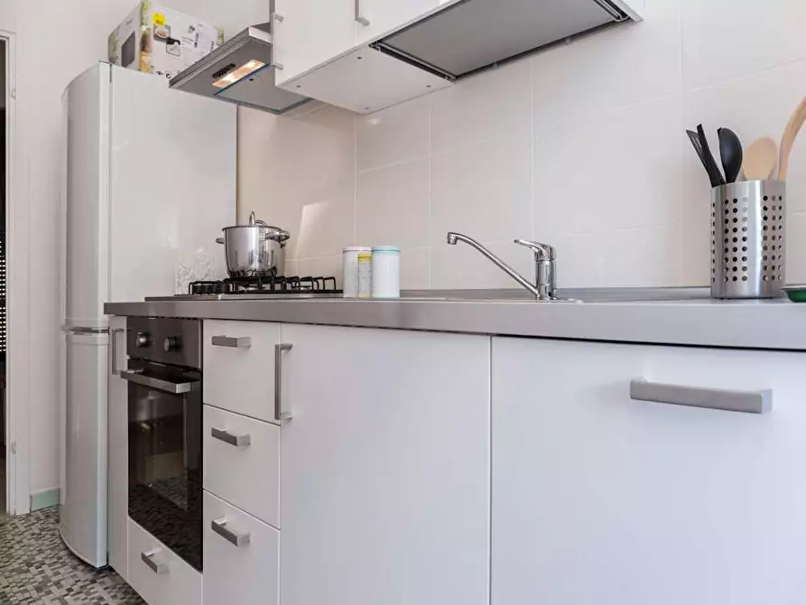 Immagine 7 di Camera in affitto  in Via delle Acacie a Buccinasco