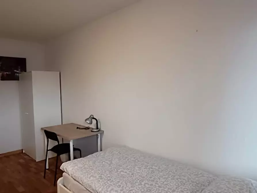 Immagine 3 di Camera in affitto  in Ernst-Mehlich-Straße a Dortmund