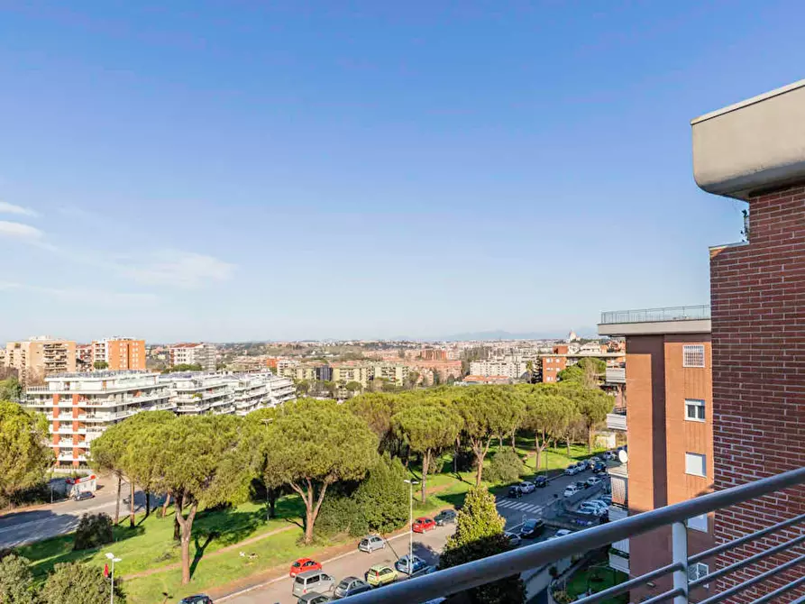 Immagine 10 di Camera in affitto  in Via Fiume delle Perle a Roma