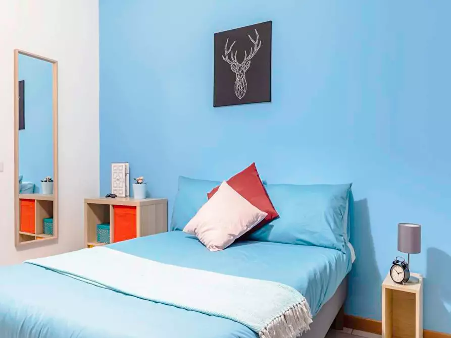 Immagine 1 di Camera in affitto  in Via Fiume delle Perle a Roma