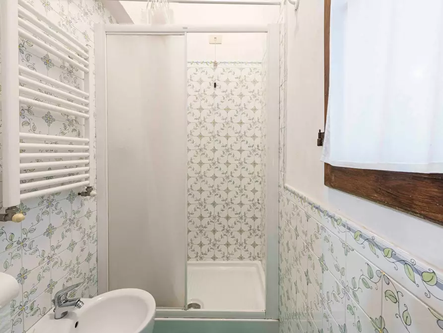 Immagine 10 di Appartamento in affitto  in Borgo Allegri a Firenze