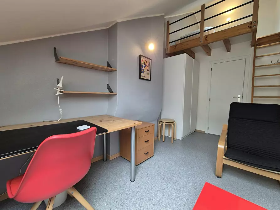 Immagine 5 di Camera in affitto  in Rue Darchis a Rocourt