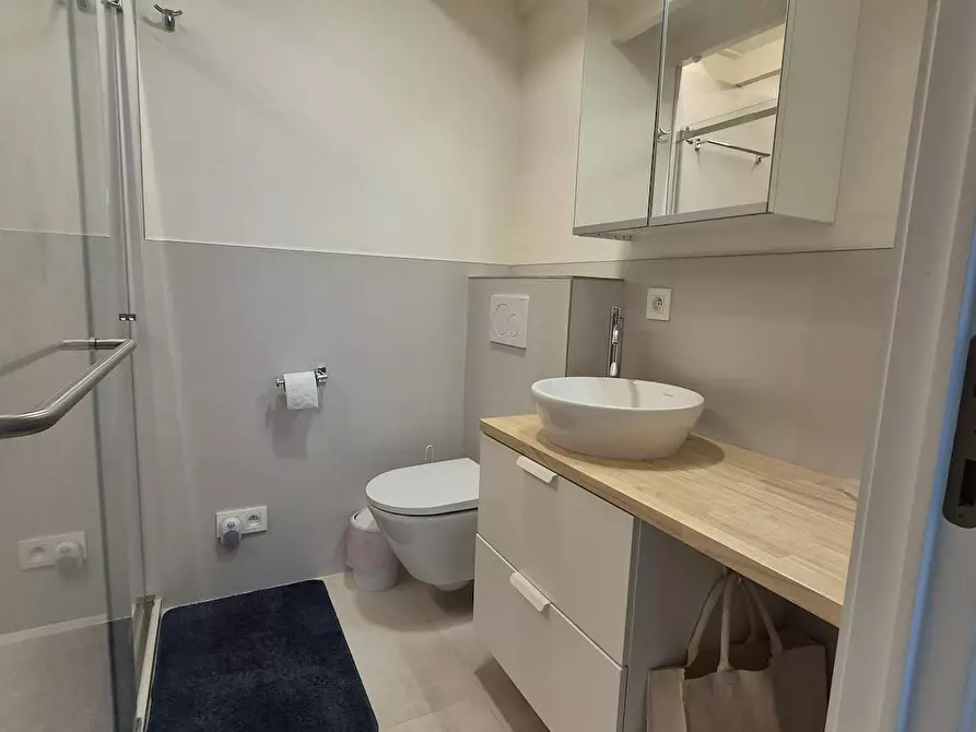 Immagine 6 di Camera in affitto  in Rue Darchis a Rocourt