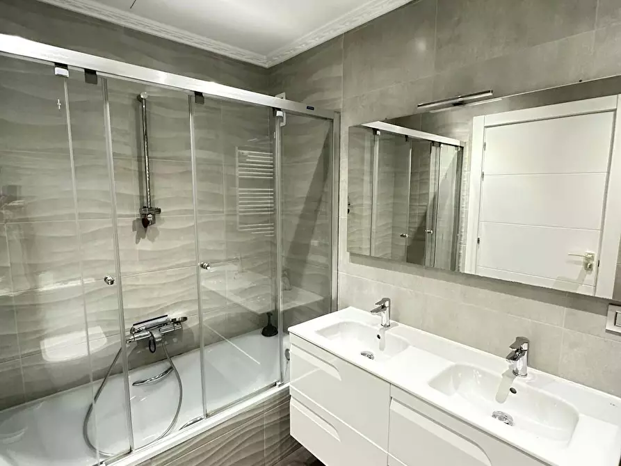 Immagine 3 di Camera in affitto  in Calle Cruz Blanca a Vitoria-Gasteiz