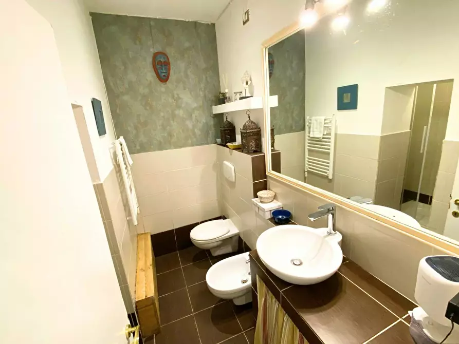 Immagine 8 di Appartamento in affitto  in Via Frassinago a Bologna