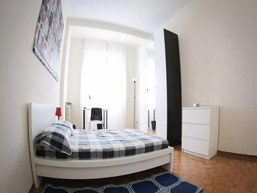 Immagine 1 di Camera in affitto  in Via Vetta D'Italia a Milano