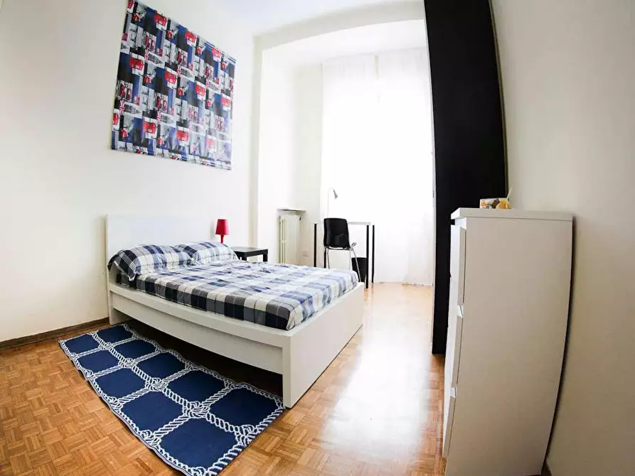 Immagine 3 di Camera in affitto  in Via Vetta D'Italia a Milano