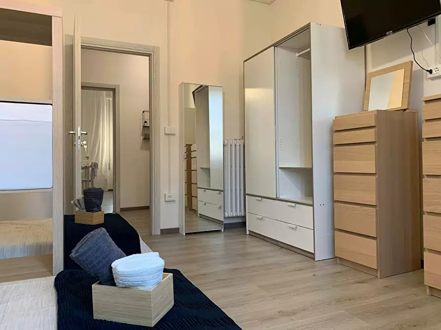 Immagine 5 di Camera in affitto  in Via Mazzini a Bologna