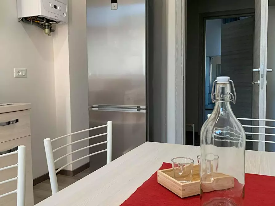 Immagine 8 di Camera in affitto  in Via Mazzini a Bologna