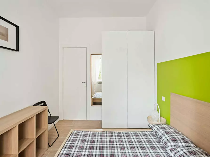 Immagine 4 di Camera in affitto  in Viale Legioni Romane a Milano