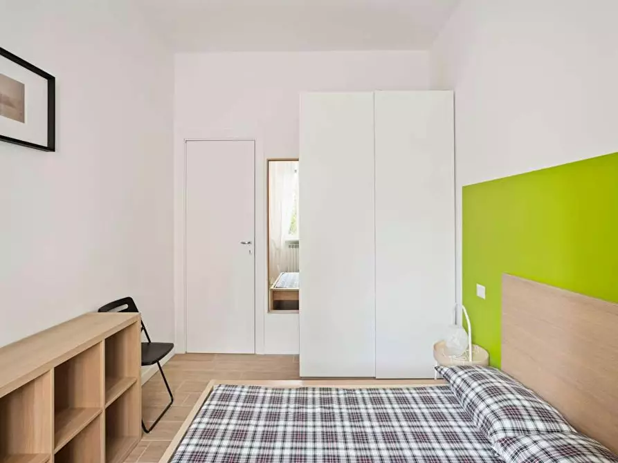 Immagine 4 di Camera in affitto  in Viale Legioni Romane a Milano