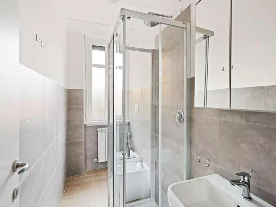 Immagine 7 di Camera in affitto  in Viale Legioni Romane a Milano