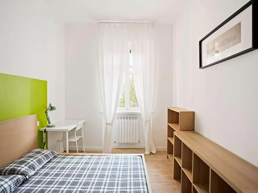 Immagine 2 di Camera in affitto  in Viale Legioni Romane a Milano