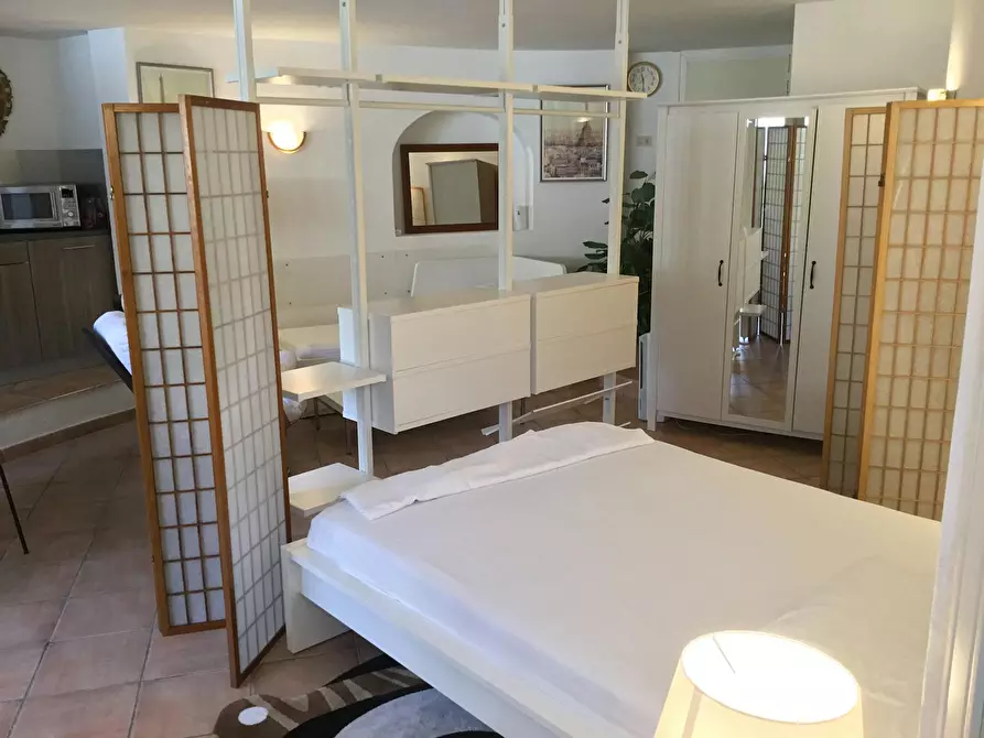 Immagine 3 di Appartamento in affitto  in Via Massimo Meliconi a Roma