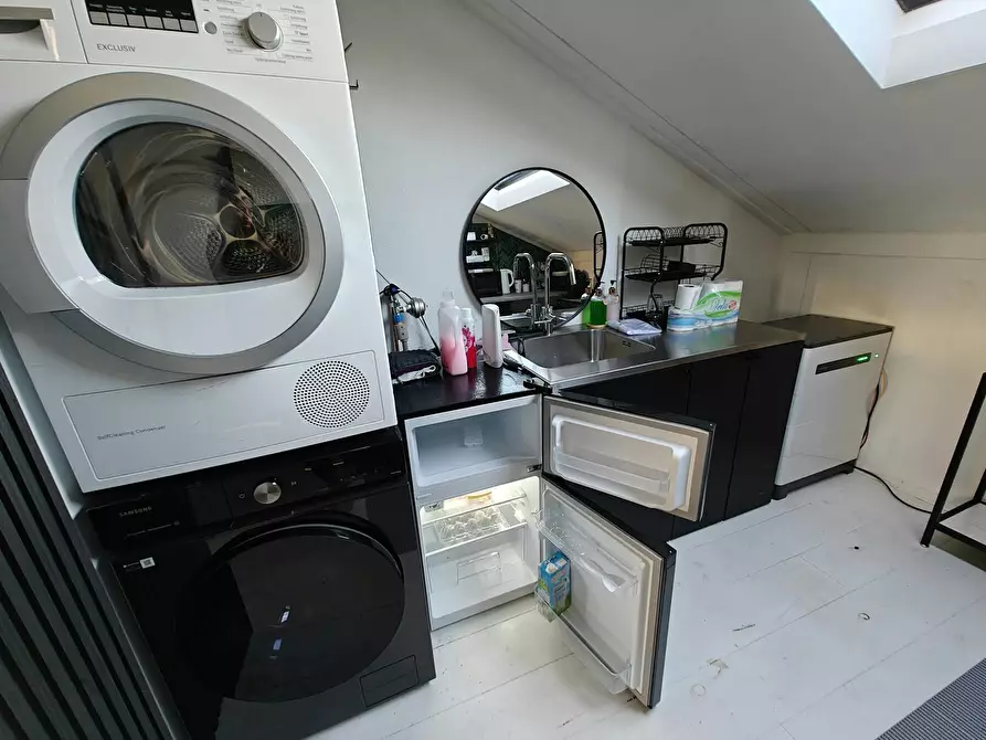 Immagine 4 di Casa indipendente in affitto  in Max Heymansstraat a Rotterdam