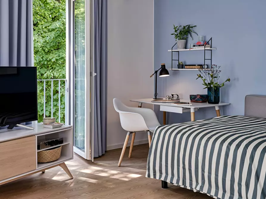Immagine 2 di Appartamento in affitto  in Gervinusstraße a Berlin