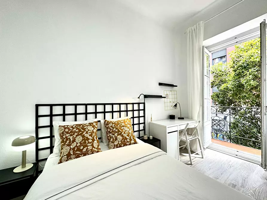 Immagine 2 di Camera in affitto  in Calle del Divino Pastor a Madrid