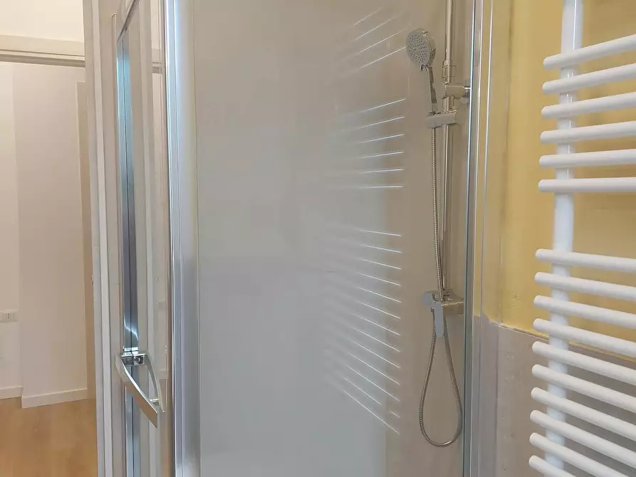 Immagine 10 di Camera in affitto  in Via Cipriano Facchinetti a Milano