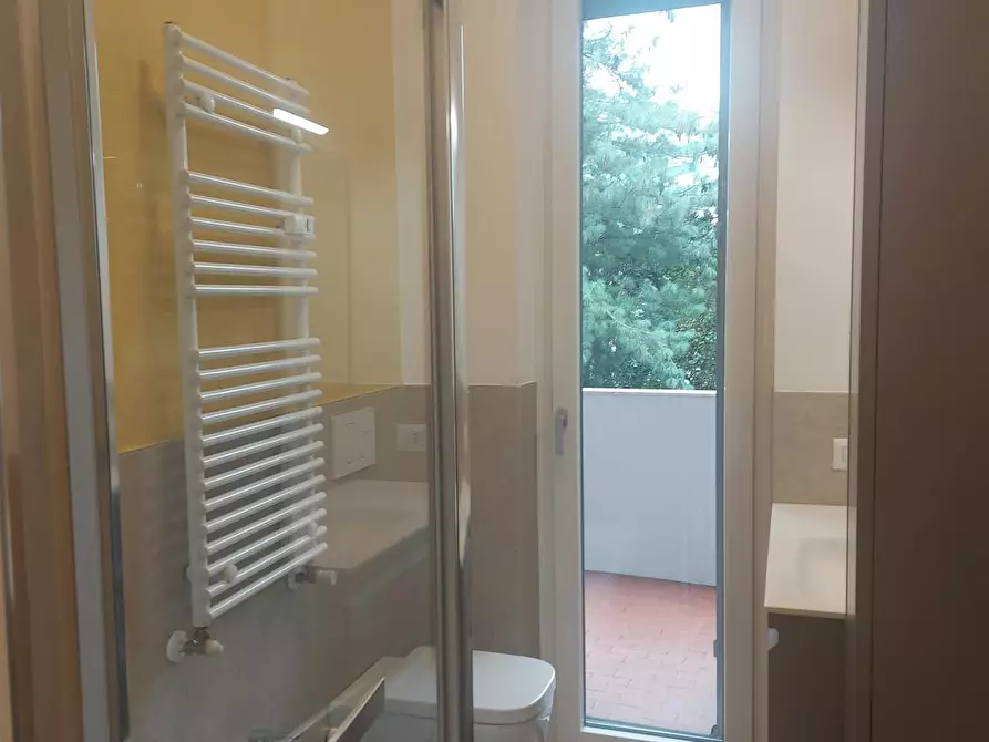 Immagine 9 di Camera in affitto  in Via Cipriano Facchinetti a Milano