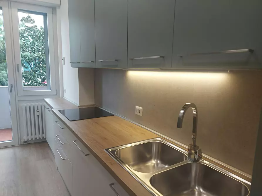 Immagine 5 di Camera in affitto  in Via Cipriano Facchinetti a Milano