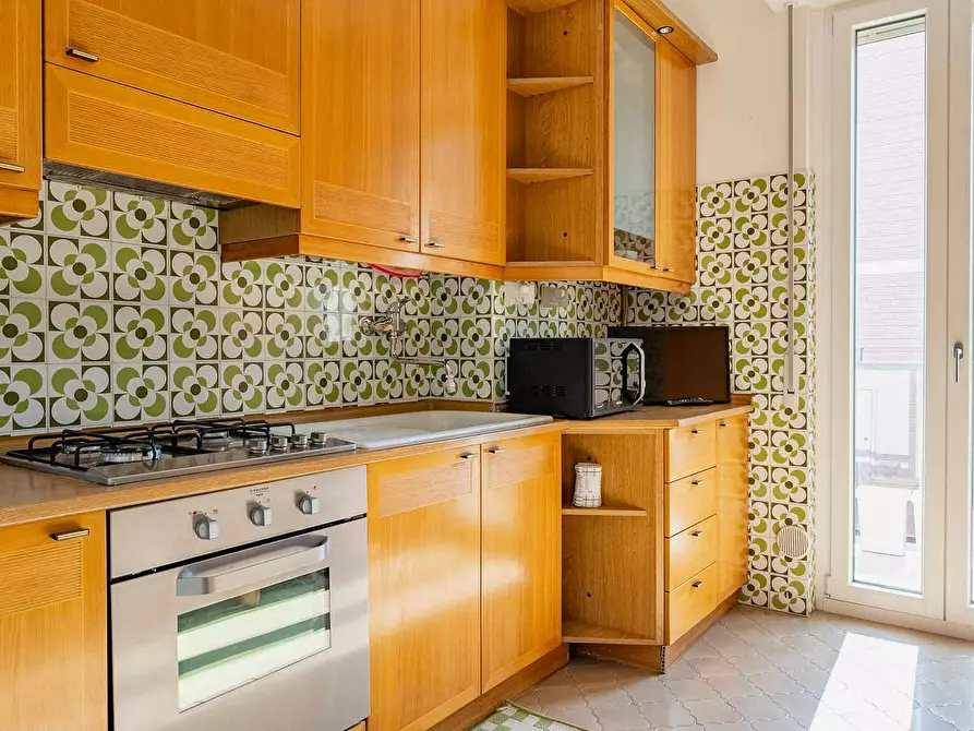 Immagine 8 di Camera in affitto  in Via Eugenio Donadoni a Milano