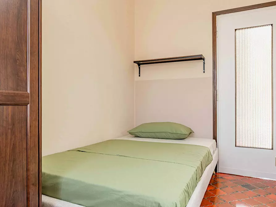 Immagine 4 di Camera in affitto  in Via Eugenio Donadoni a Milano
