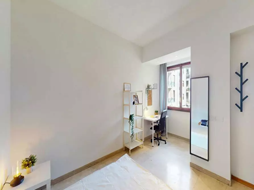 Immagine 2 di Camera in affitto  in Via Copernico a Milano
