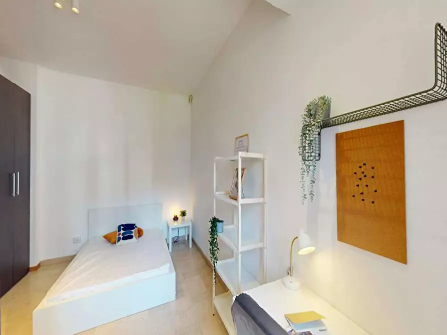 Immagine 3 di Camera in affitto  in Via Copernico a Milano