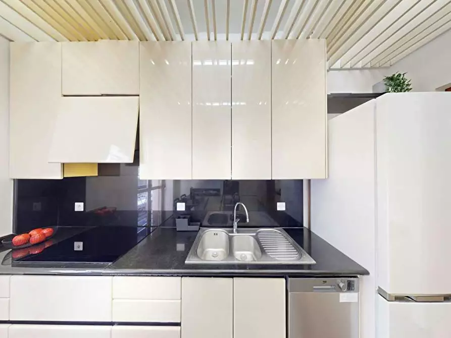 Immagine 9 di Camera in affitto  in Via Copernico a Milano