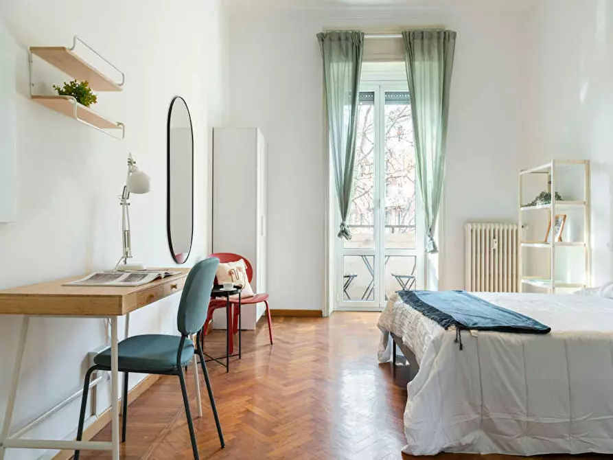 Immagine 4 di Camera in affitto  in Via Giovanni Pascoli a Milano