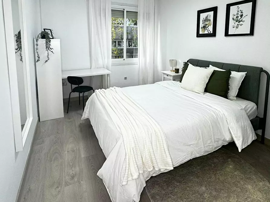 Immagine 1 di Camera in affitto  in Calle de Serrano a Madrid