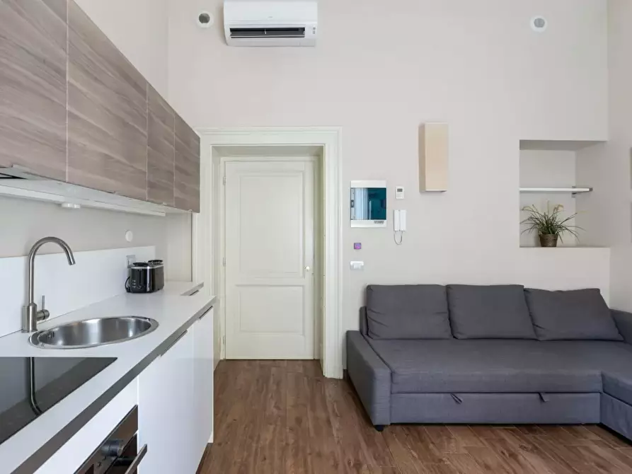 Immagine 8 di Appartamento in affitto  in Corso di Porta Romana a Milano