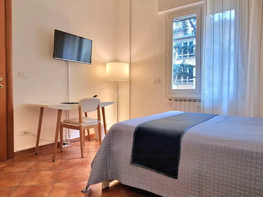 Immagine 4 di Appartamento in affitto  in Via Saragozza a Bologna