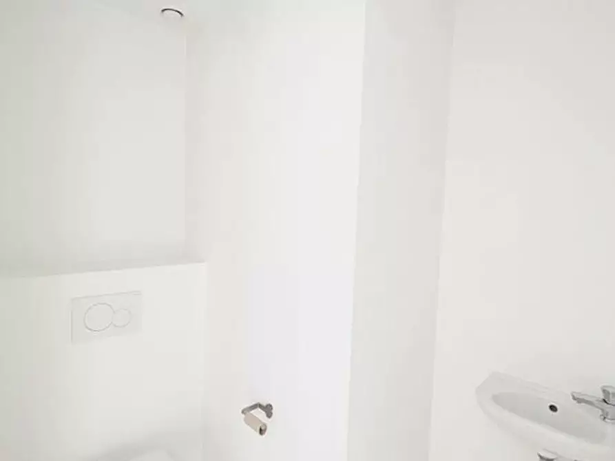 Immagine 7 di Appartamento in affitto  in Rue Le Lorrain a Molenbeek-Saint-Jean