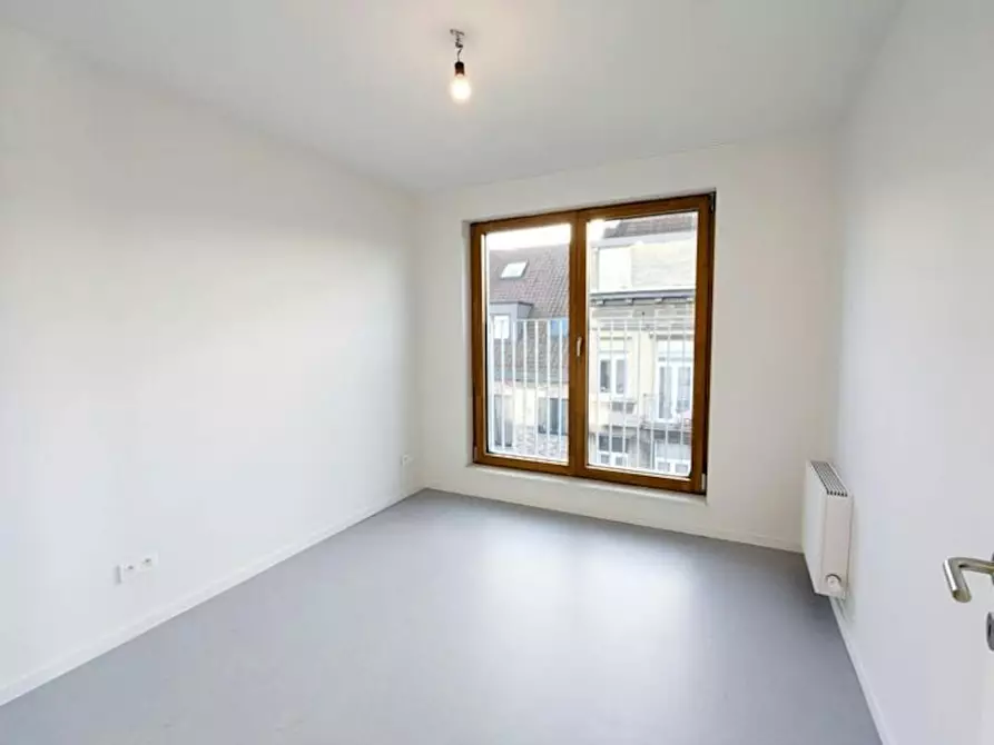 Immagine 6 di Appartamento in affitto  in Rue Le Lorrain a Molenbeek-Saint-Jean