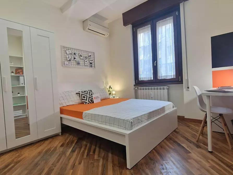 Immagine 1 di Camera in affitto  in Viale Ippocrate a Roma