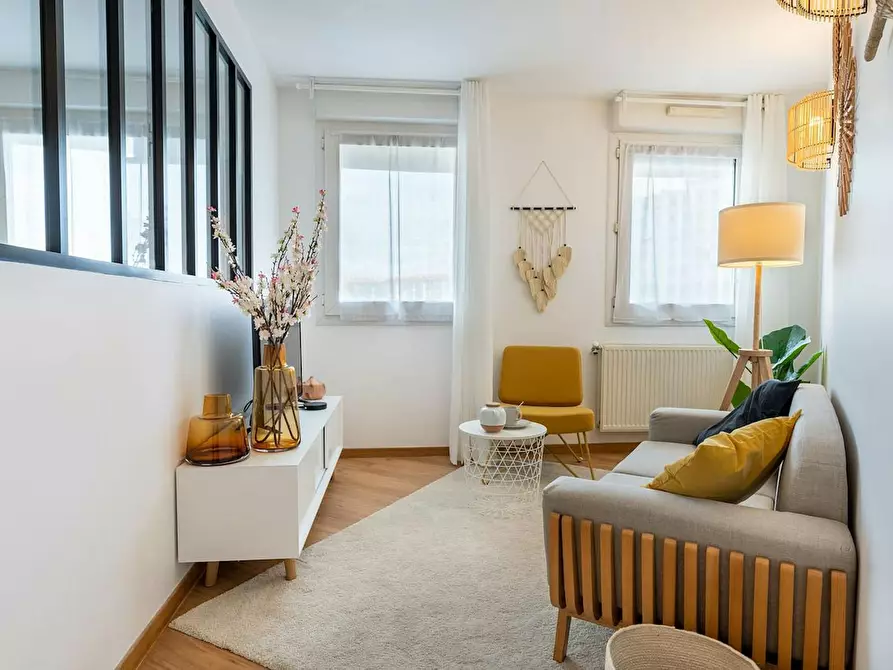 Immagine 10 di Camera in affitto  in Cours Émile-Zola a Villeurbanne