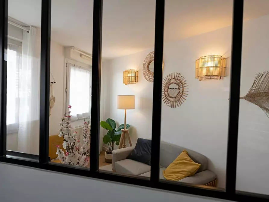 Immagine 5 di Camera in affitto  in Cours Émile-Zola a Villeurbanne