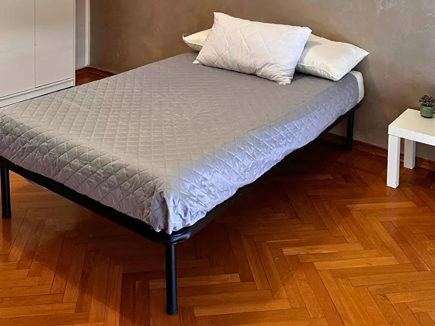 Immagine 2 di Camera in affitto  in Corso Giulio Cesare a Torino